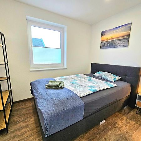 Exklusive Ferienwohnung In Lingen Holthausen 2Zim, 2Badez,Kueche,Balkon,Waschmaschine 外观 照片