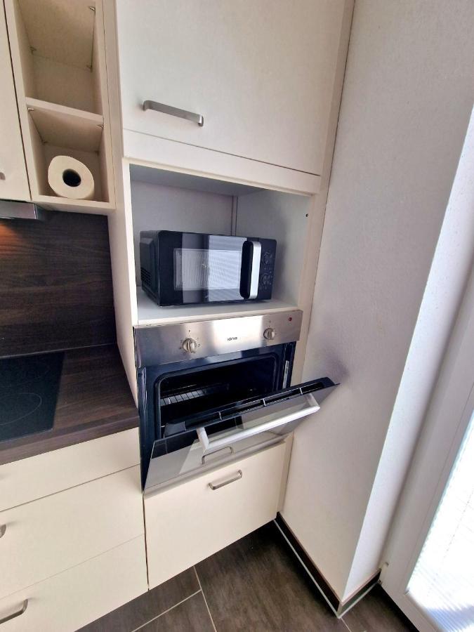 Exklusive Ferienwohnung In Lingen Holthausen 2Zim, 2Badez,Kueche,Balkon,Waschmaschine 外观 照片