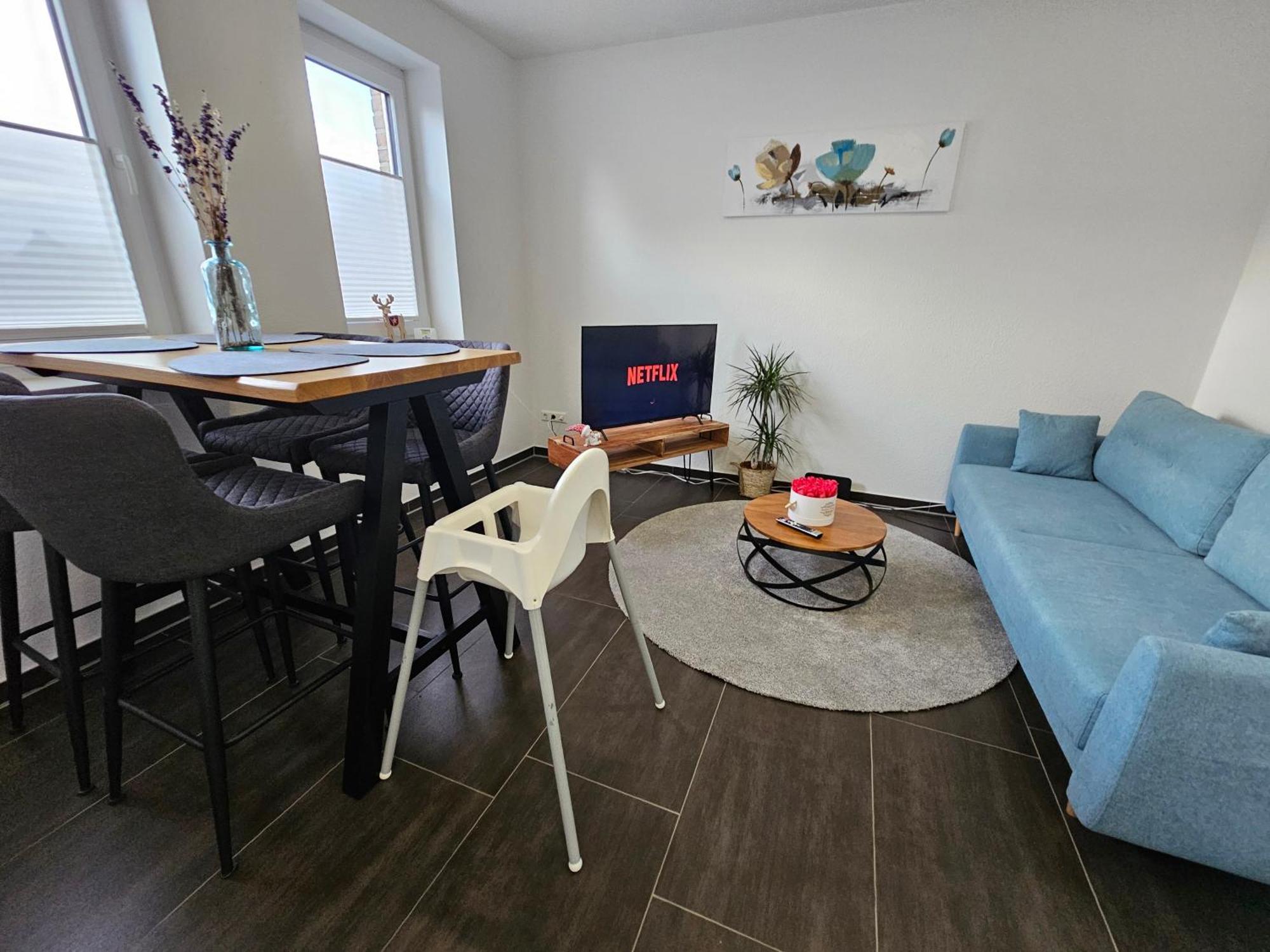 Exklusive Ferienwohnung In Lingen Holthausen 2Zim, 2Badez,Kueche,Balkon,Waschmaschine 外观 照片